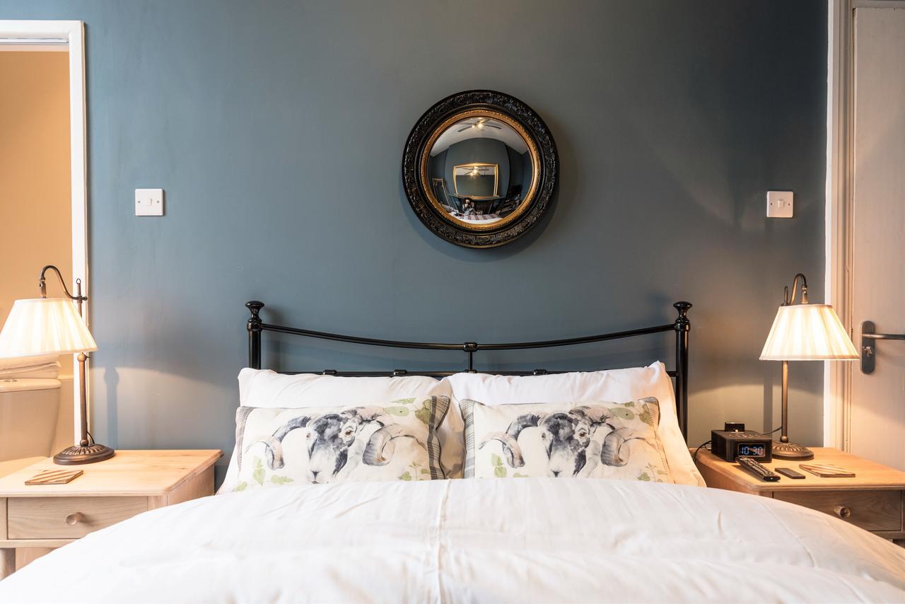 Summerfield Pub & Boutique Rooms London Eksteriør bilde